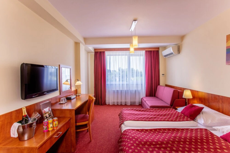 Hotel Senec Lake Resort