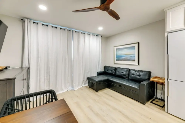 1 Bedroom Apartment with balcony