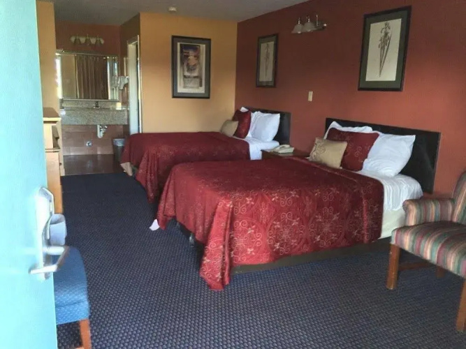 Deluxe Motel