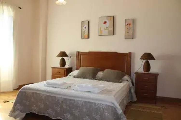 Apartamentos Casa Cerolleiro