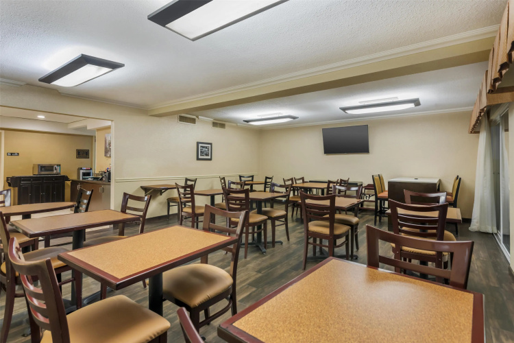 Best Western Plus Garden Court Inn photo 28