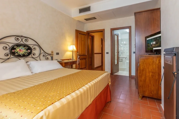 Comfort room