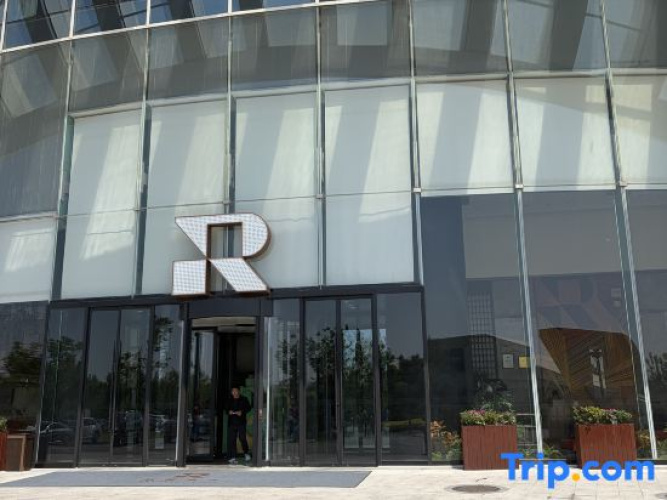 Ray Jazz Hotel