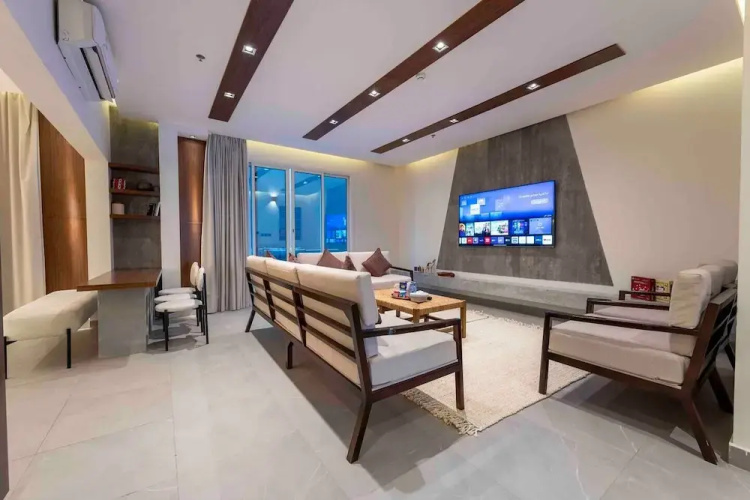 Luxury Apartment in Alwadi