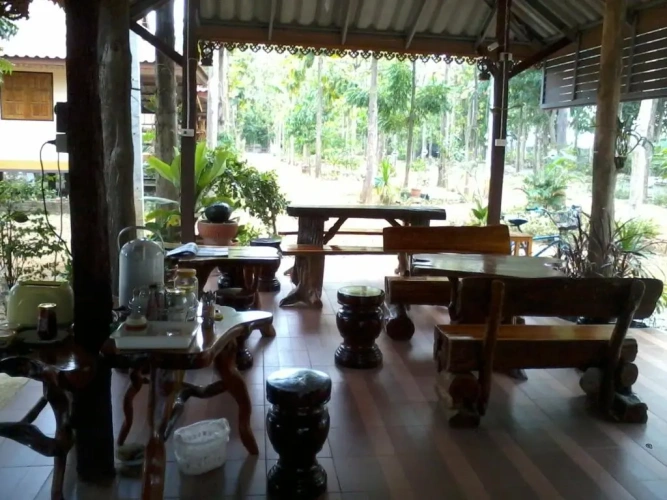 Standard Family room