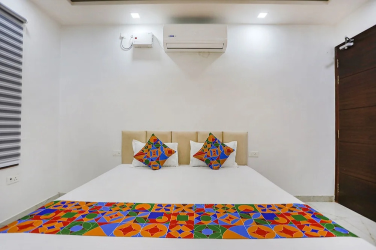 FabHotel JP Villa