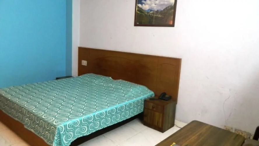 Hotel Yamini
