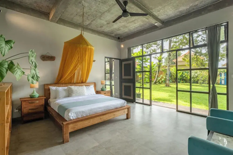 Private Pool Villa in ubud with Jungle View