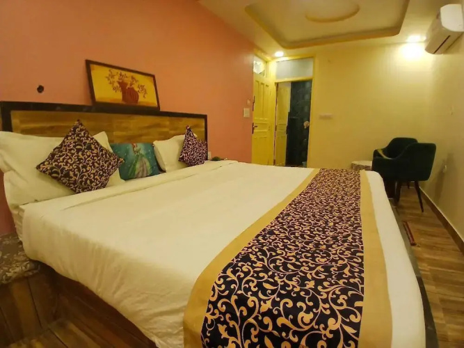 Pragati Hotel