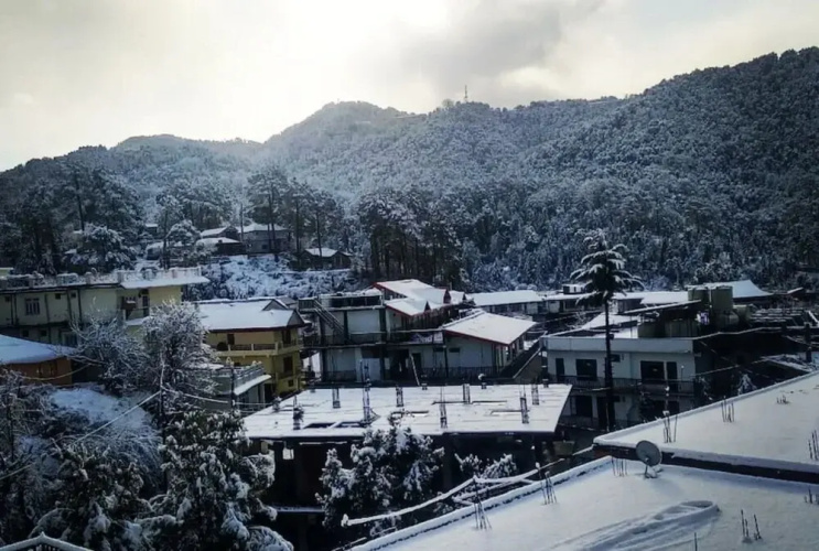 Goroomgo Rudra Inn Dalhousie