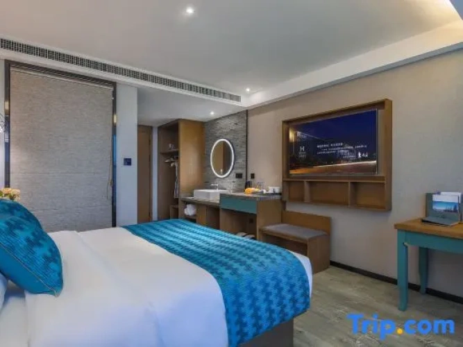 Standard Double room with view