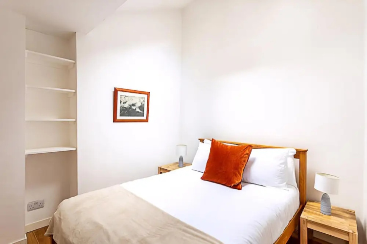 Farringdon Leo Loft