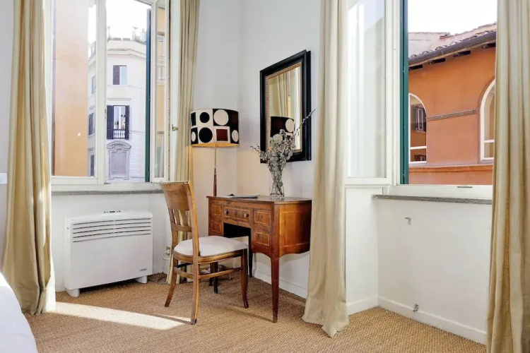 Trevi Charming Apartment