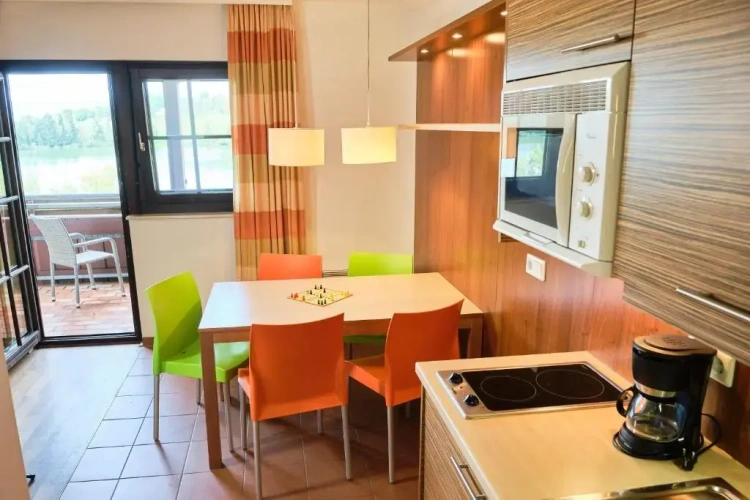 1 Bedroom Comfort Apartment with balcony and with lake view