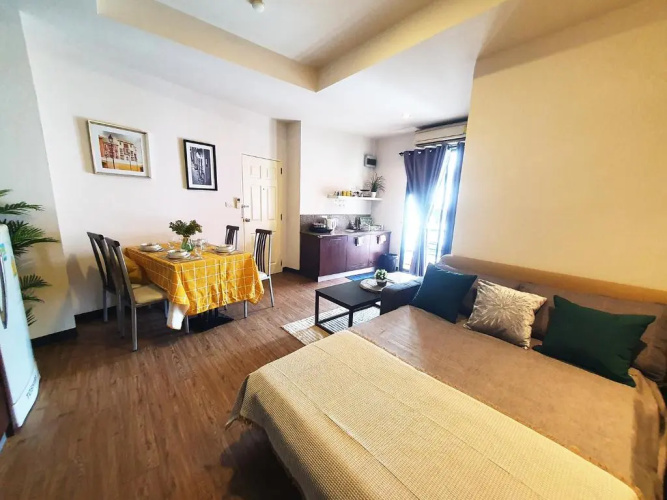 552 Residence