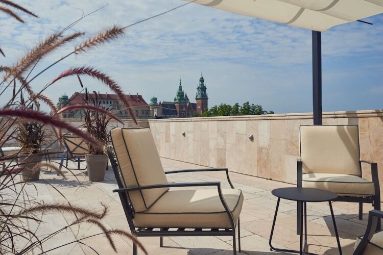 Hotel BogoriaOver view