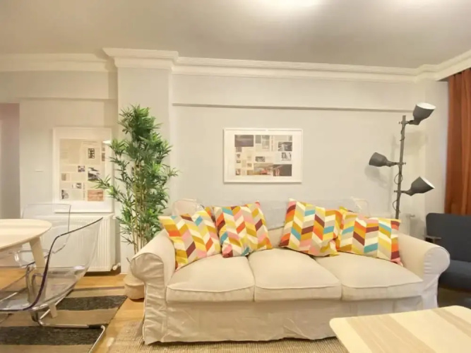 Charming and Central Flat With Balcony in Beyoglu