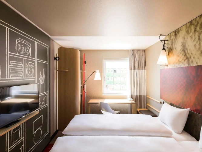 Standard Twin room