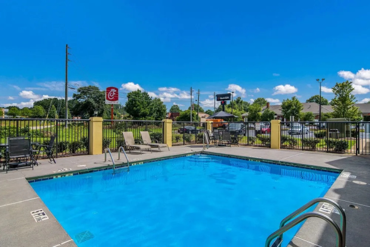 Comfort Inn - Canton