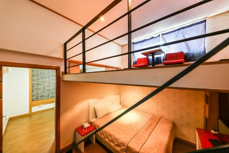 Standard Family room