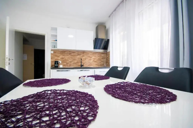 Apartments Budimlija