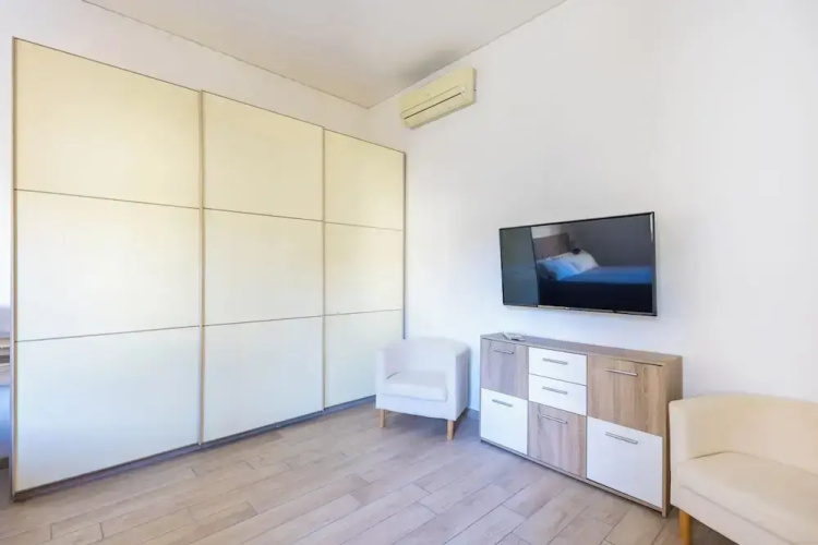 Beverello apartment