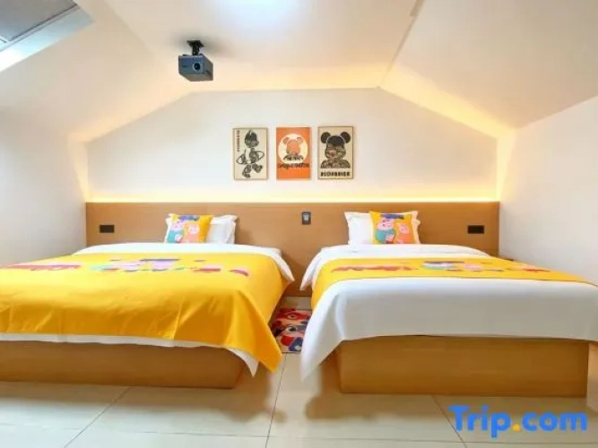Standard Twin Family room