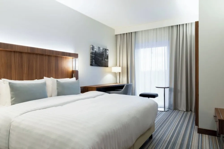 1 Bedroom Suite