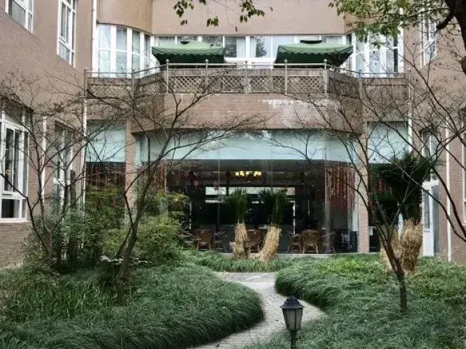 Xincheng Hotel