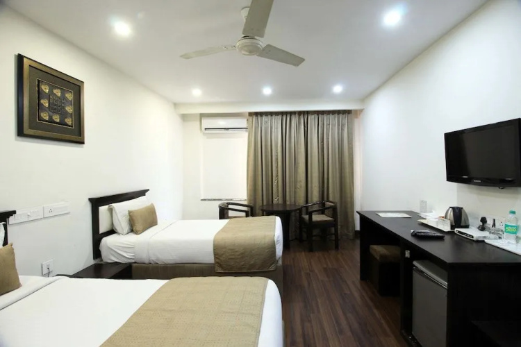 Usha Kiran Palace Hotel & Towers