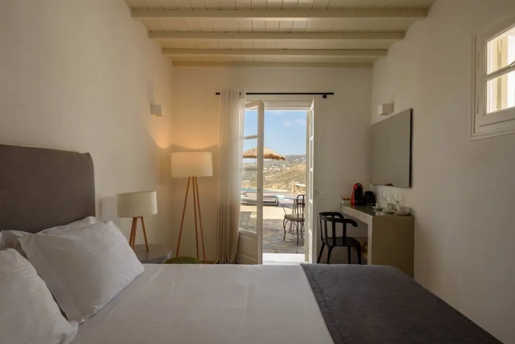 Standard room with sea view
