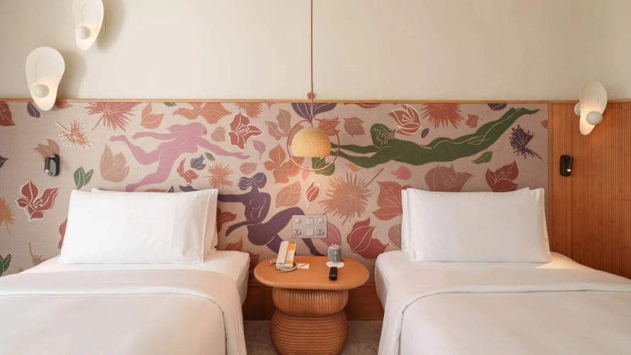 Standard Twin room