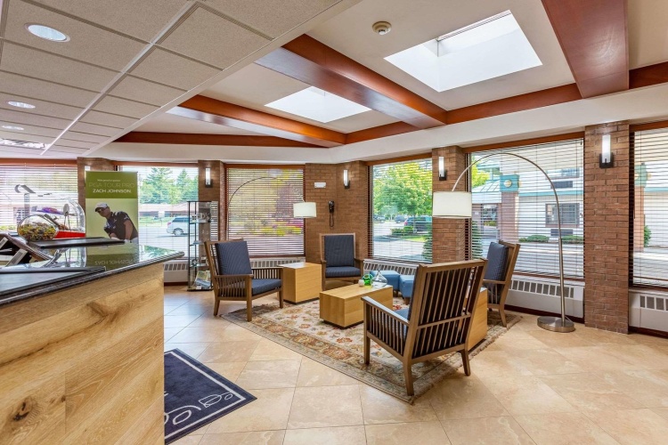 Country Inn & Suites by Radisson, Traverse City, MI photo 25