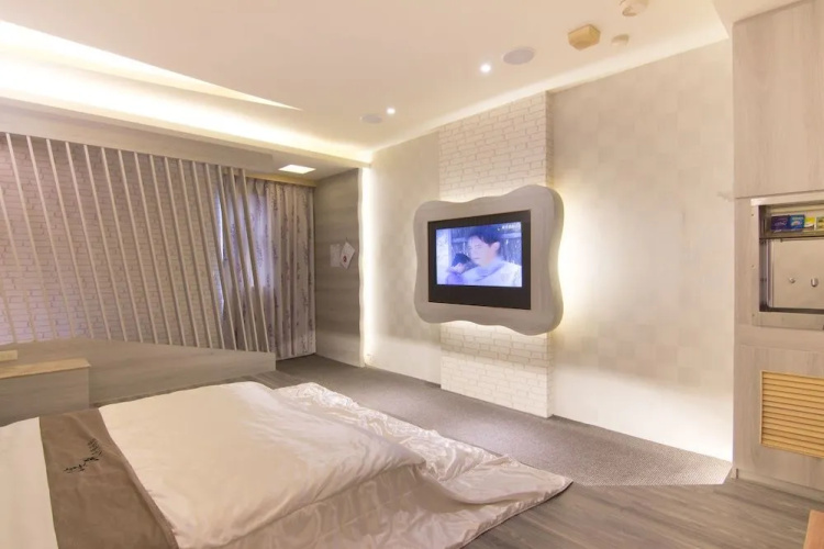 Shihua Motel