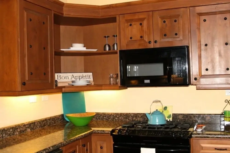 3 Bedrooms Family Villa
