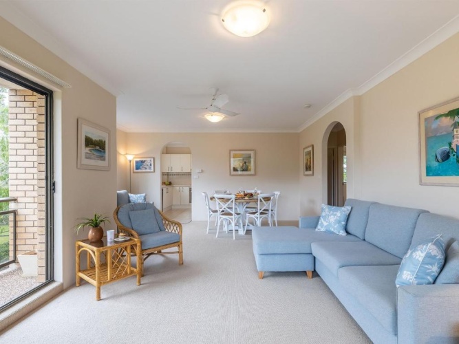 2 Bedrooms Cottage