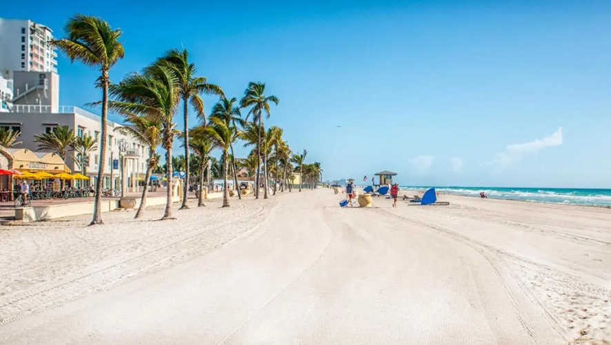 Three-Bedroom Beachwalk Resort Apartment