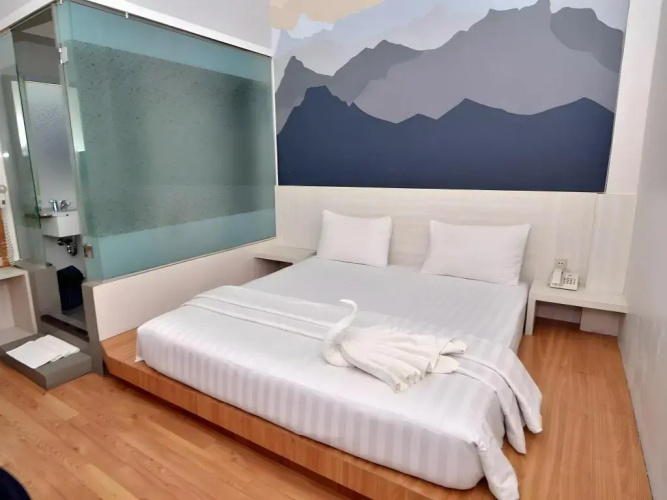 Hip Hope Hotel