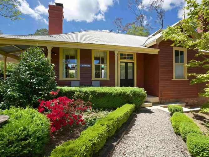 Double Cottage