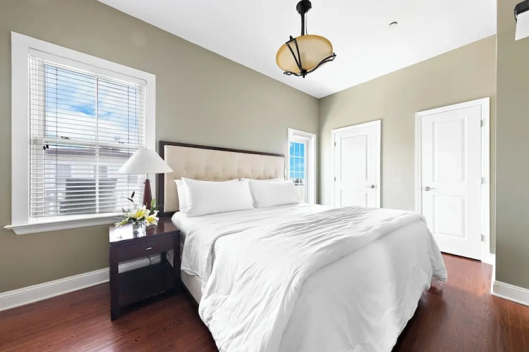 1 Bedroom Premium Penthouse Suite with balcony and with sea view