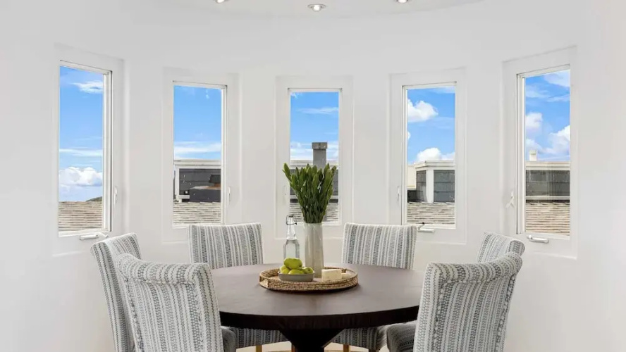 Walk To Manhattan Beach Pier, Ocean Views, Balcony, & Peloton Casa Del Mar By Avantstay - Palos Verdes Estates, CA