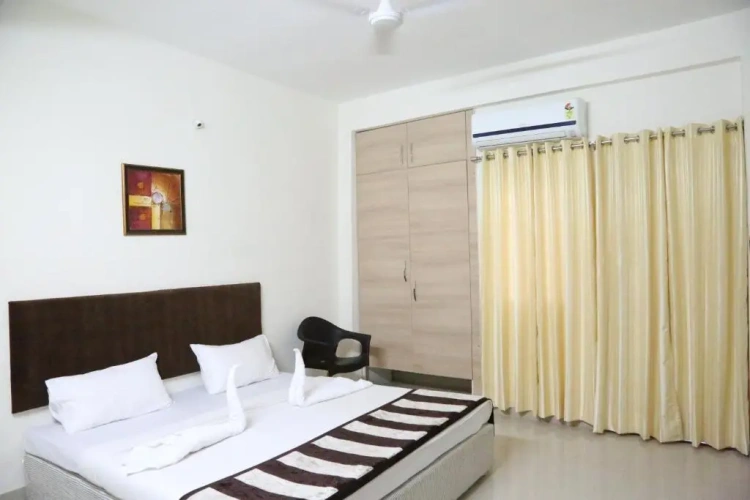 Guest rooms