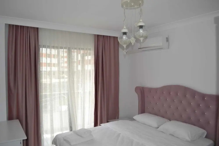 Shahin Golden Hotel