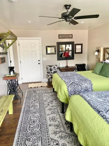 Deluxe Double Basement room