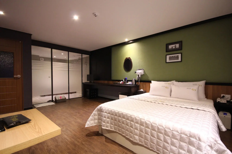 G7 Hotel