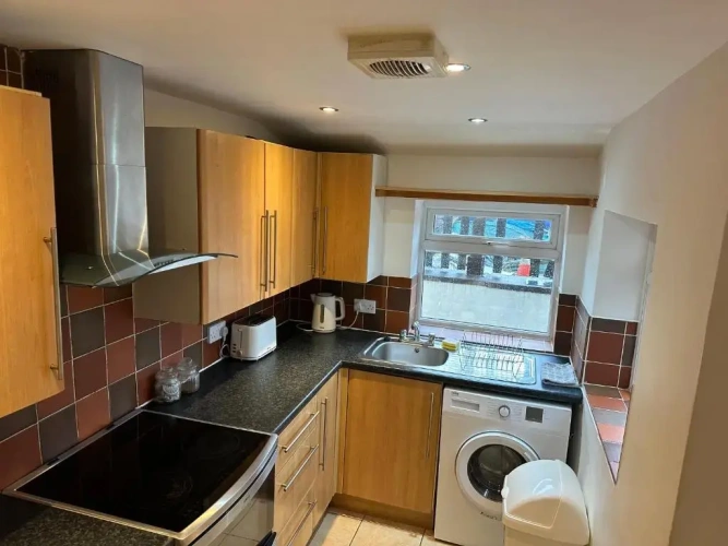 2 Bedrooms Cottage