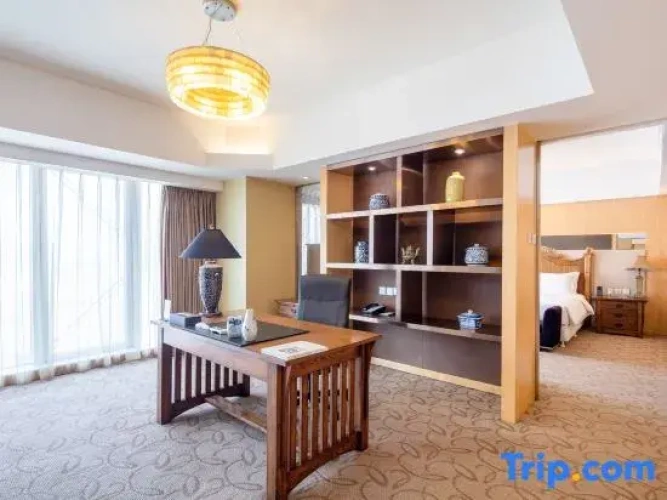 1 Bedroom Double Suite