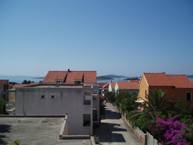 Studio with balcony and with sea view