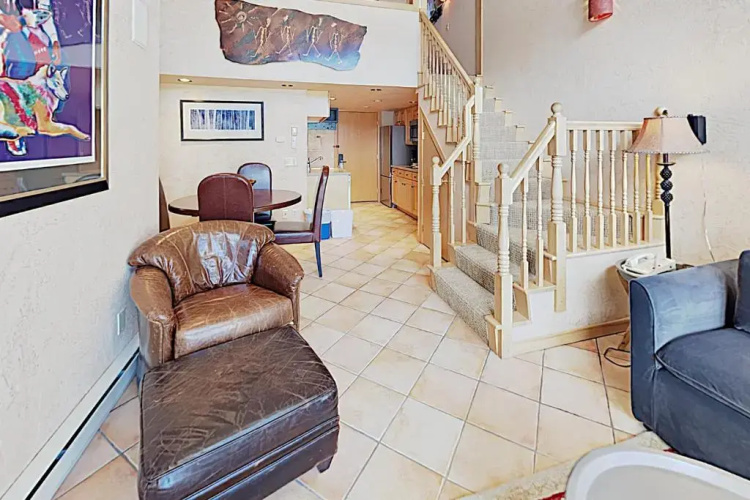 Timberline Condominium Studio Loft Deluxe Unit 314