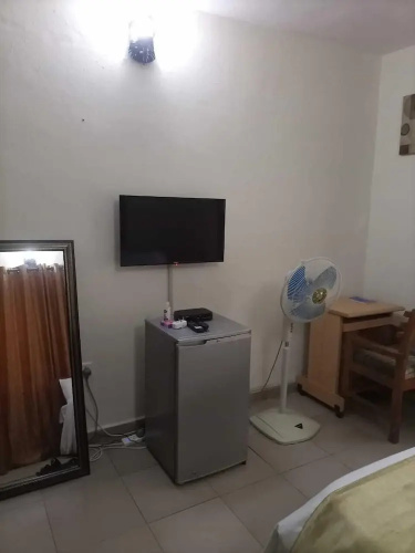 Ajah Apartment & Suites